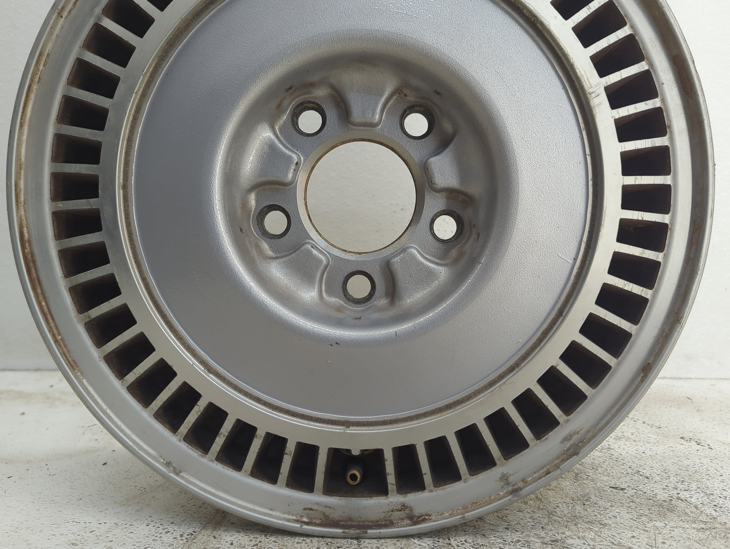 1991-1996 Buick Park Avenue Oem Wheel Rim 1104015 - Oemusedautoparts1.com