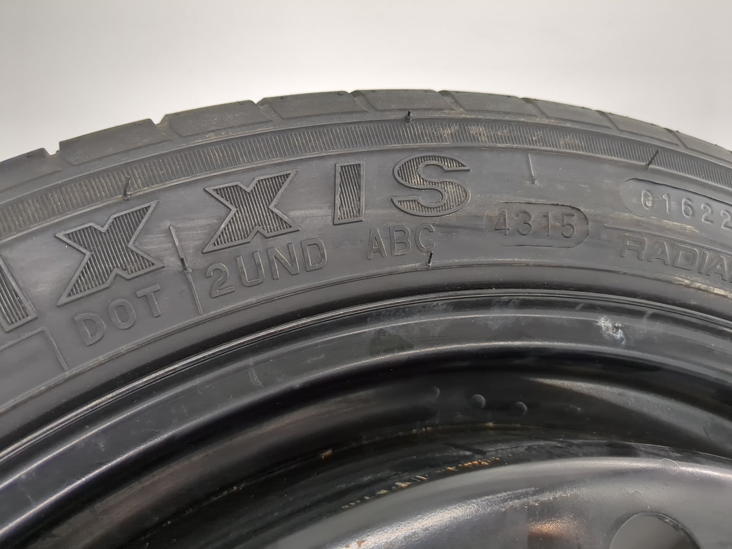 2014-2017 Buick Regal Spare Donut Tire Wheel Rim Oem - Oemusedautoparts1.com