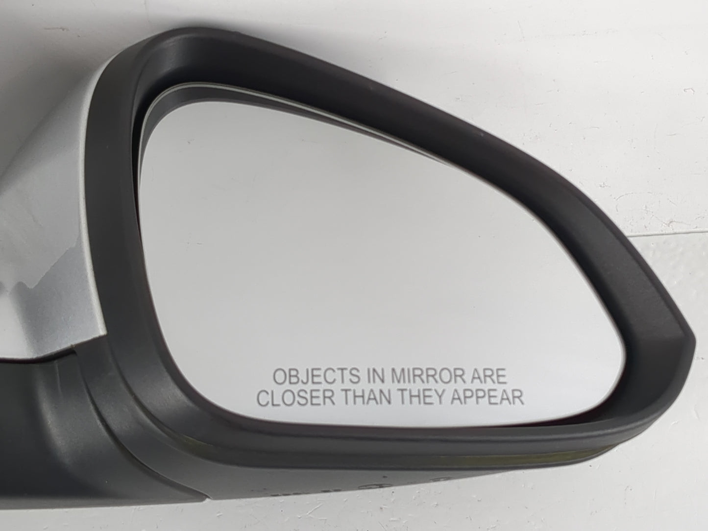 2011-2013 Buick Regal Passenger Side View Mirror - Right Door Mirror OEM Used - Oemusedautoparts1.com
