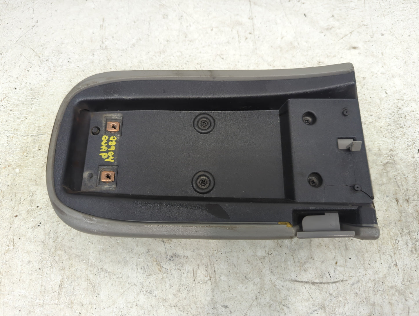 2000-2004 Buick Regal Center Console Armrest Cover Lid Fits Fits 2000 2001 2002 2003 2004 2005 OEM Used Auto Parts - Oemused