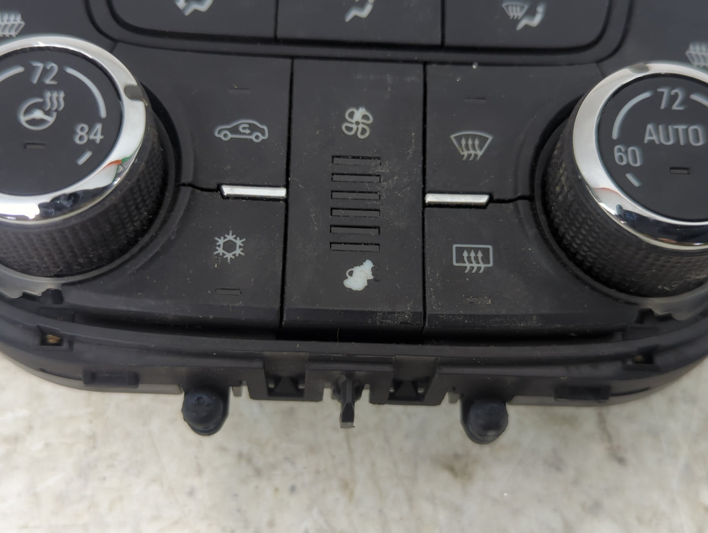 2000-2004 Buick Regal Climate Control Module Temperature AC/Heater Replacement Fits Fits 2000 2001 2002 2003 2004 2005 OEM U