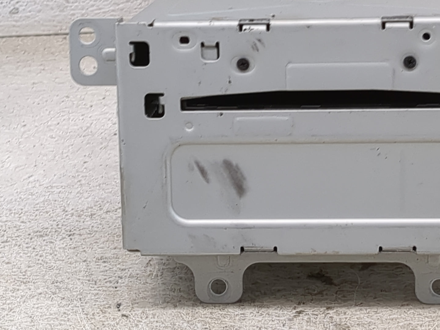 2011 Buick Regal Radio AM FM Cd Player Receiver Replacement Fits Fits 2010 OEM Used Auto Parts - Oemusedautoparts1.com
