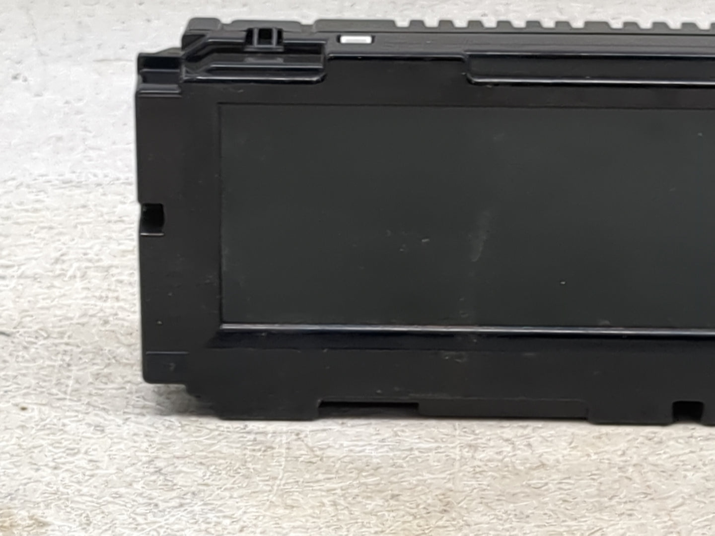2011-2012 Buick Regal Information Display Screen 1158098 - Oemusedautoparts1.com
