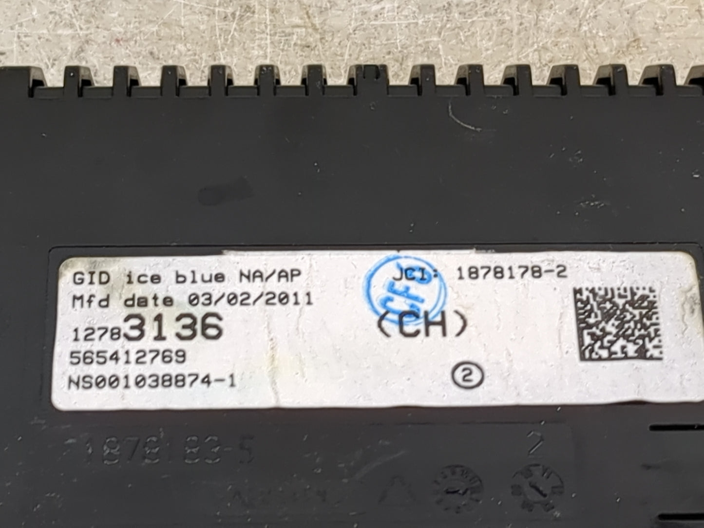2011-2012 Buick Regal Information Display Screen 1158098 - Oemusedautoparts1.com