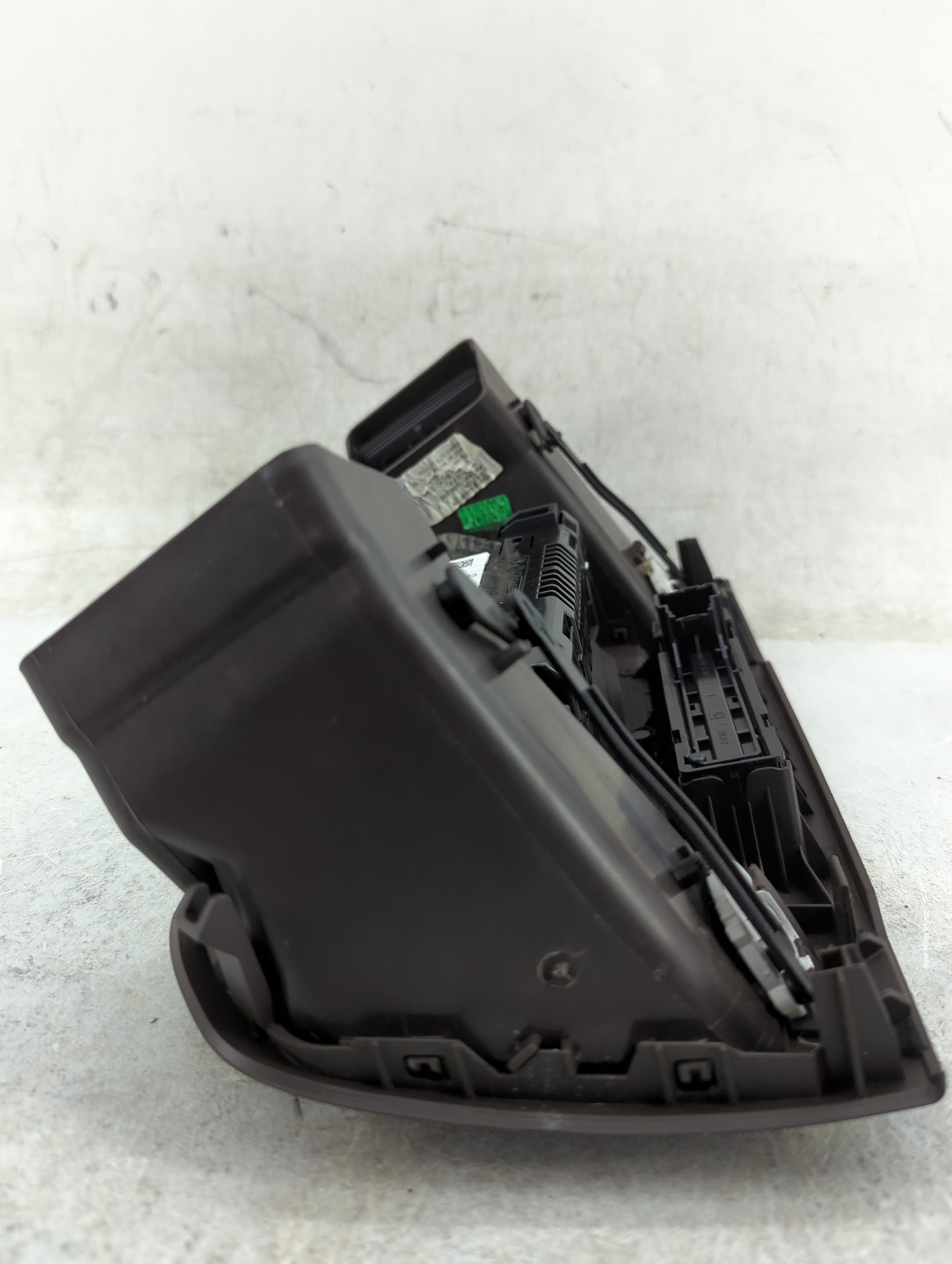 2011-2012 Buick Regal Information Display Screen 1167397 - Oemusedautoparts1.com