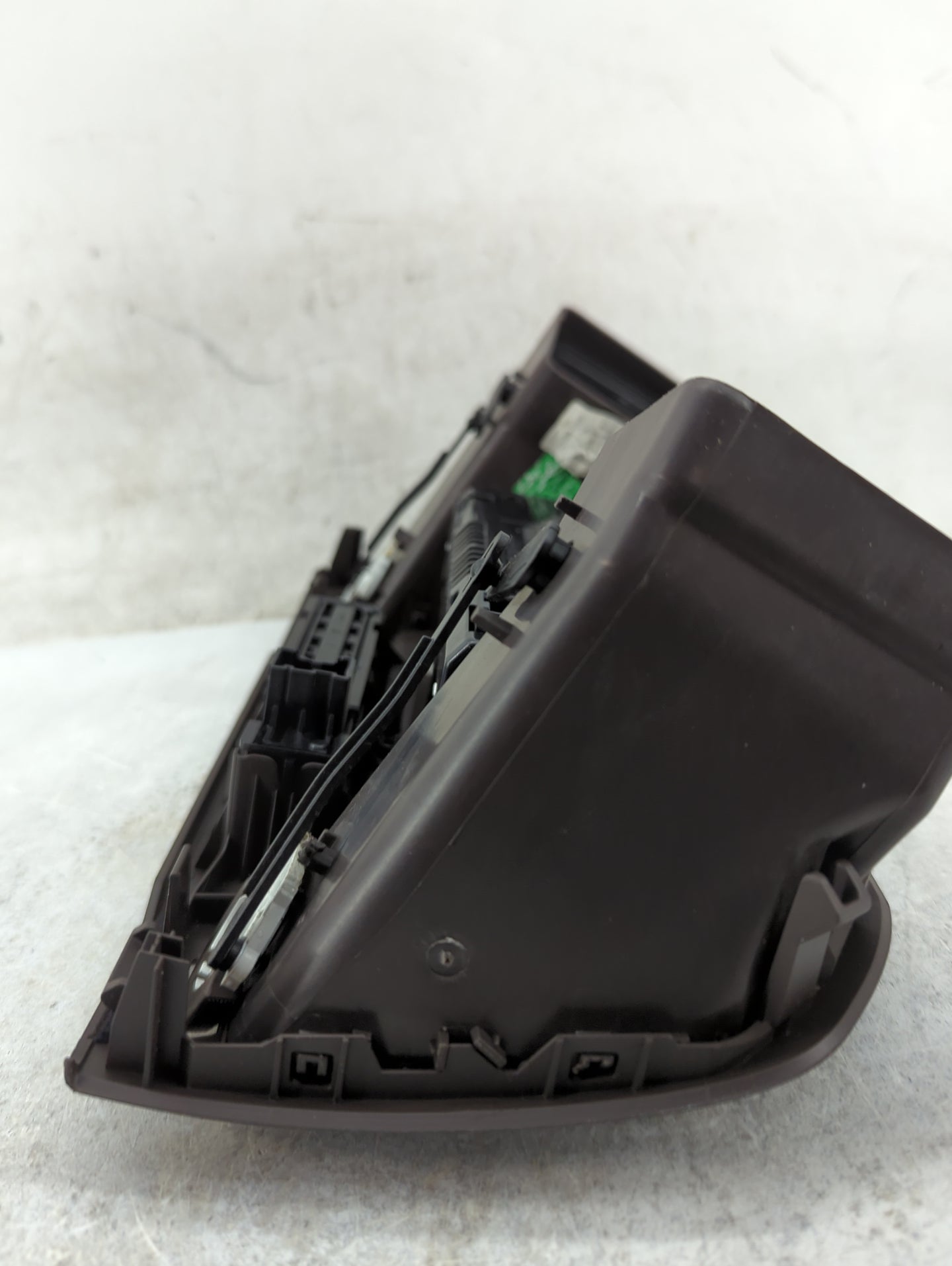 2011-2012 Buick Regal Information Display Screen 1167397 - Oemusedautoparts1.com