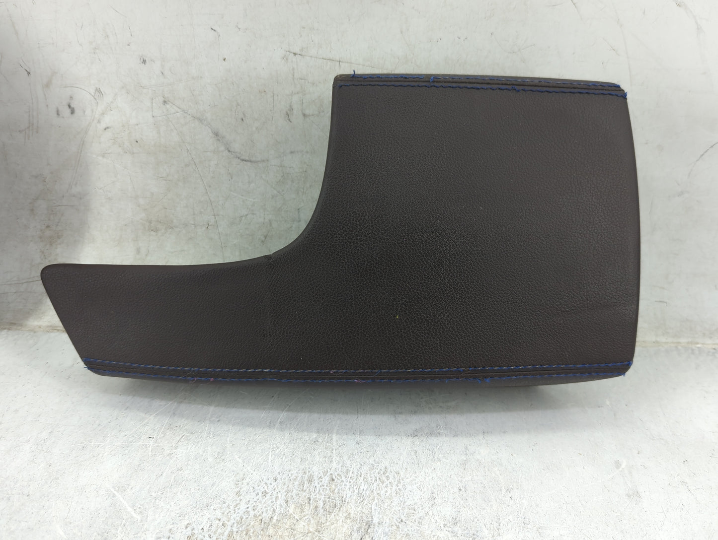 2011 Buick Regal Center Console Armrest Cover Lid Fits OEM Used Auto Parts - Oemusedautoparts1.com