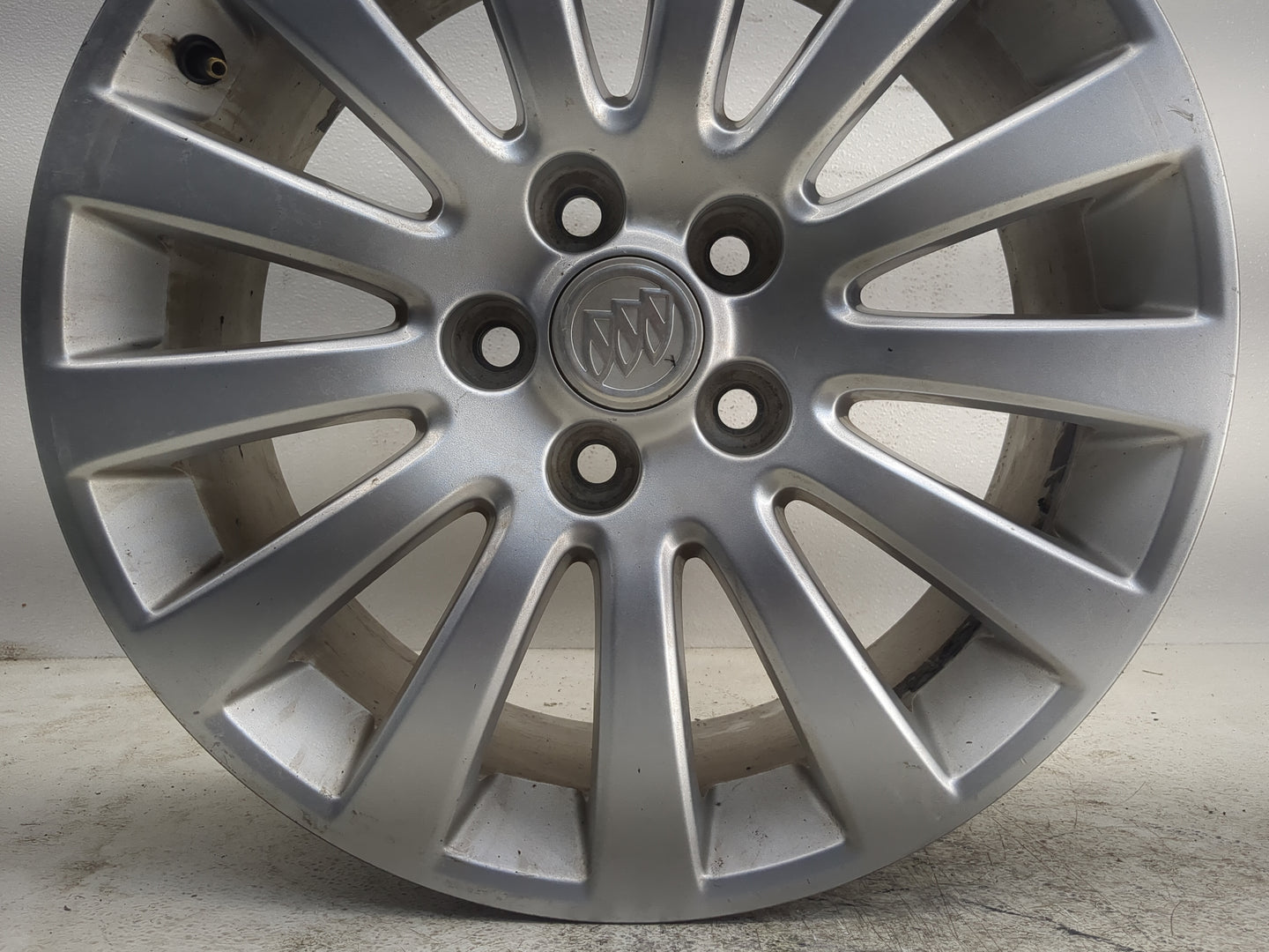 2011-2013 Buick Regal Oem Wheel Rim - Oemusedautoparts1.com