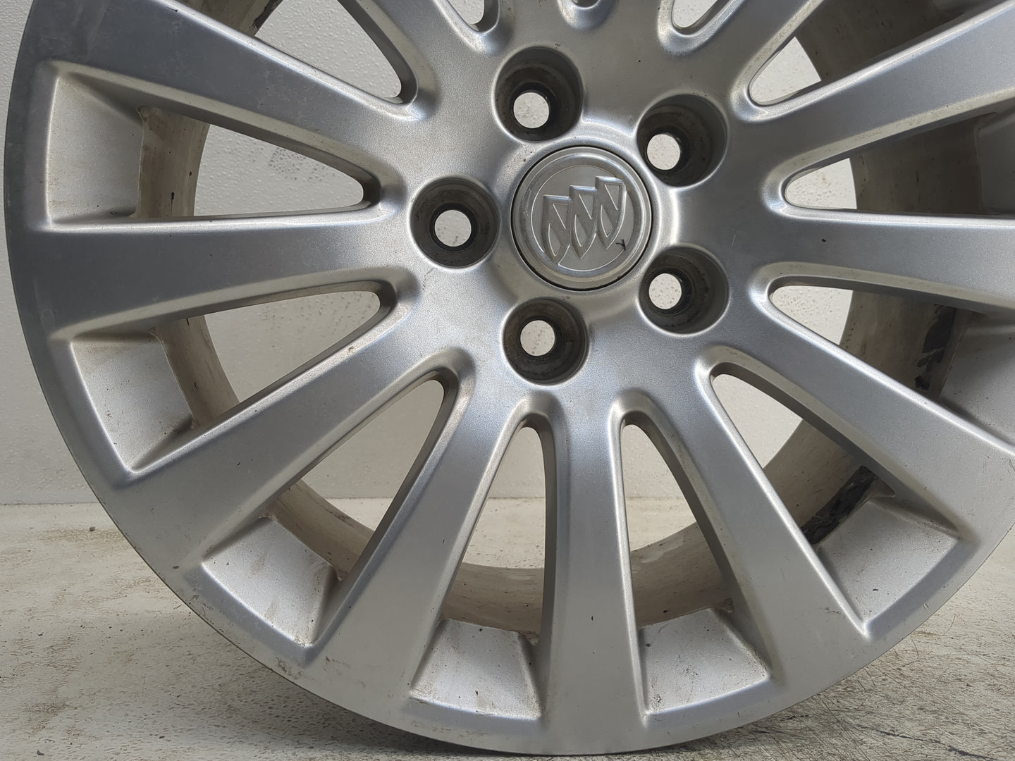 2011-2013 Buick Regal Oem Wheel Rim - Oemusedautoparts1.com
