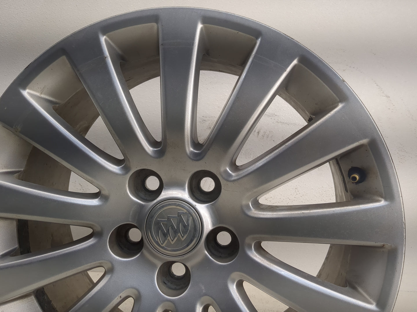 2011-2013 Buick Regal Oem Wheel Rim - Oemusedautoparts1.com