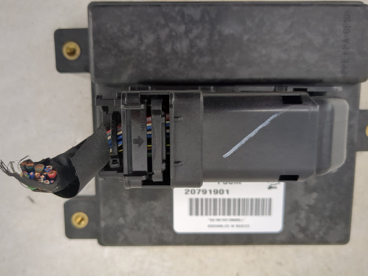 2011-2012 Buick Regal Fuel Pump Control Module 1211082 - Oemusedautoparts1.com