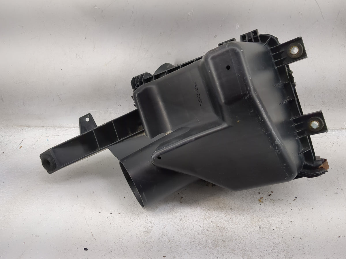 2014-2017 Buick Regal Air Cleaner Intake-duct Hose Tube 1300557 - Oemusedautoparts1.com