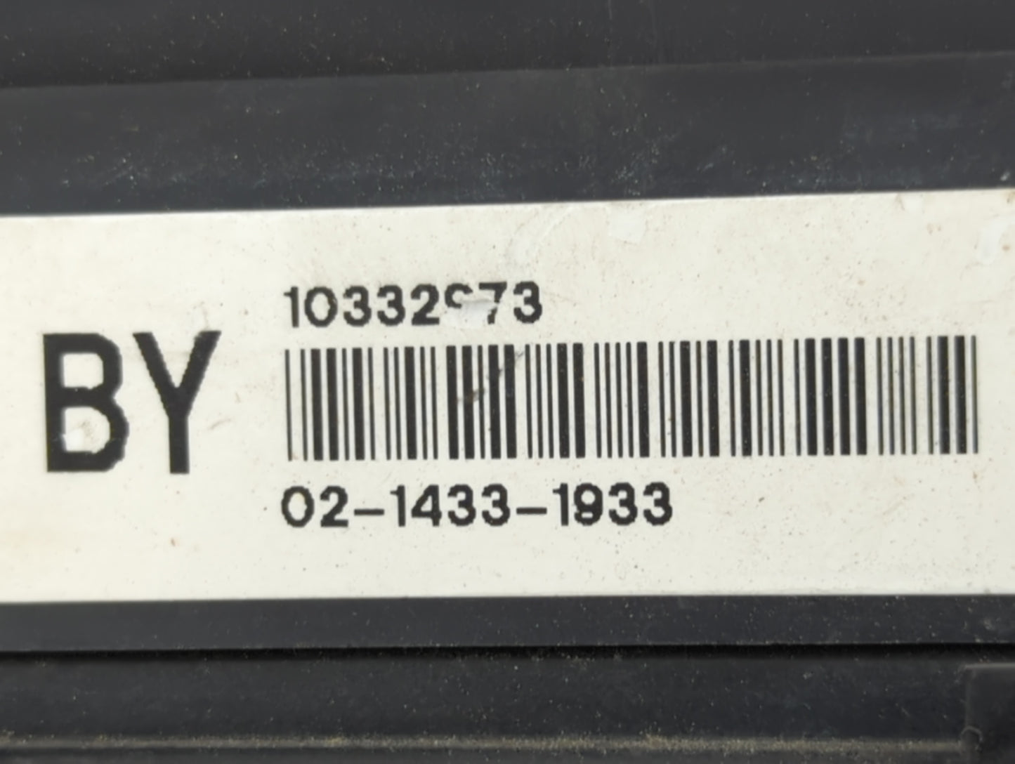2000-2004 Buick Regal Fusebox Fuse Box Panel Relay Module Fits Fits 2000 2001 2002 2003 2004 2005 OEM Used Auto Parts - Oemu