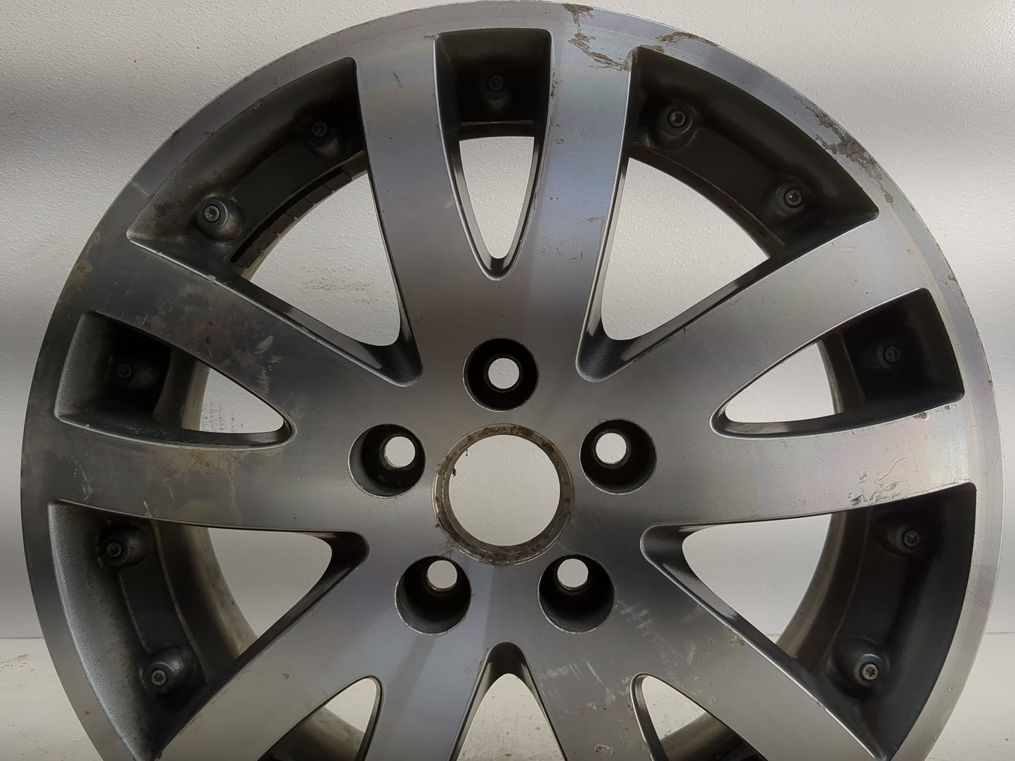 2004-2006 Buick Rendezvous Oem Wheel Rim - Oemusedautoparts1.com