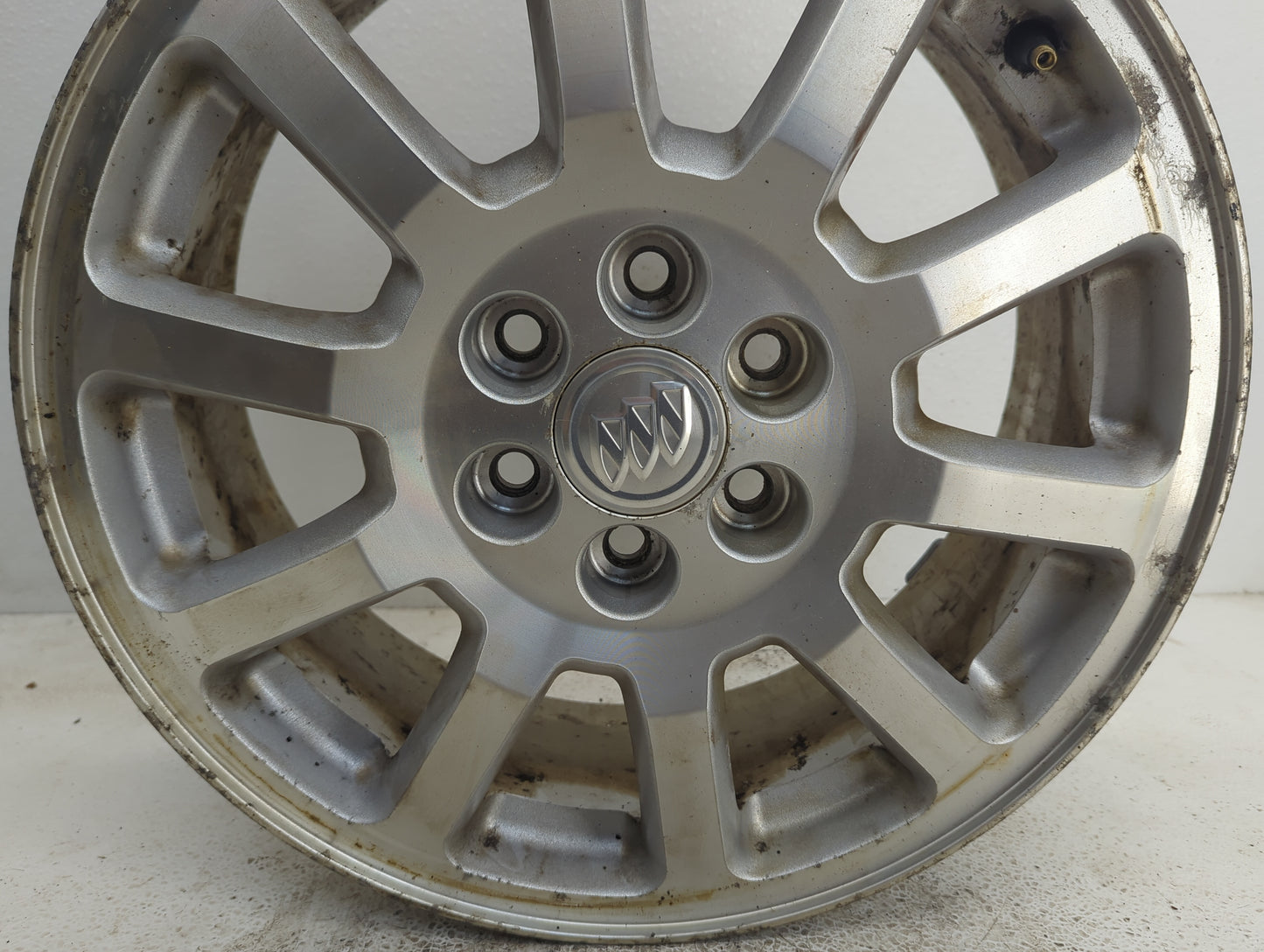 2006-2007 Buick Terraza Oem Wheel Rim - Oemusedautoparts1.com