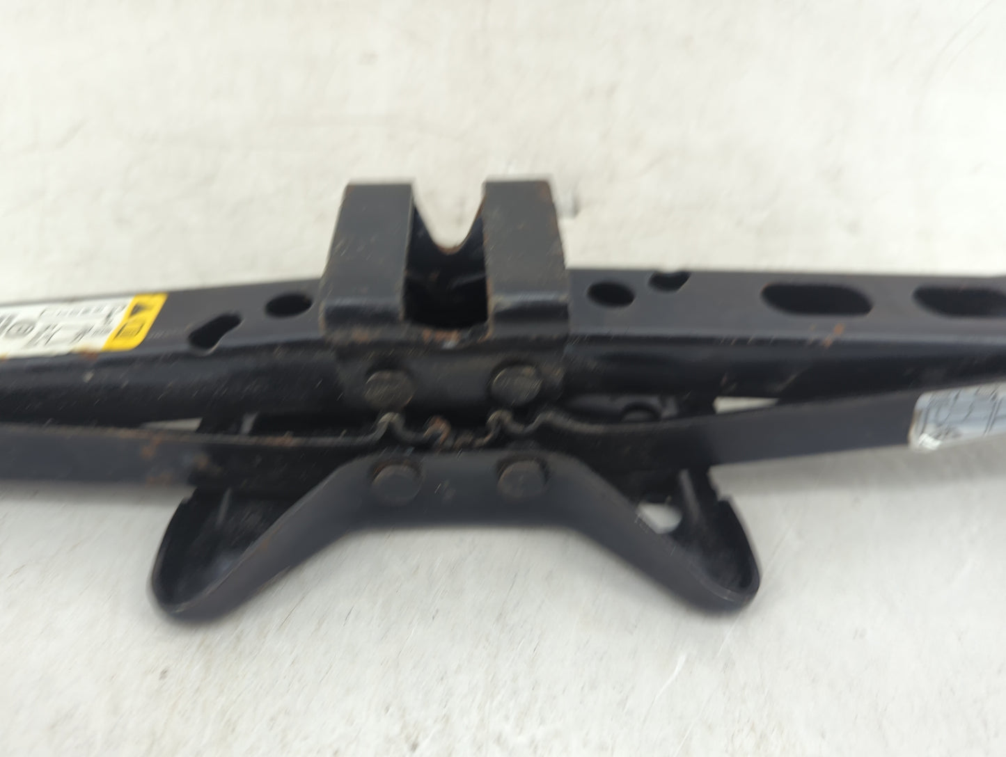 2006 Buick Terraza Spare Scissor Car Jack - Oemusedautoparts1.com