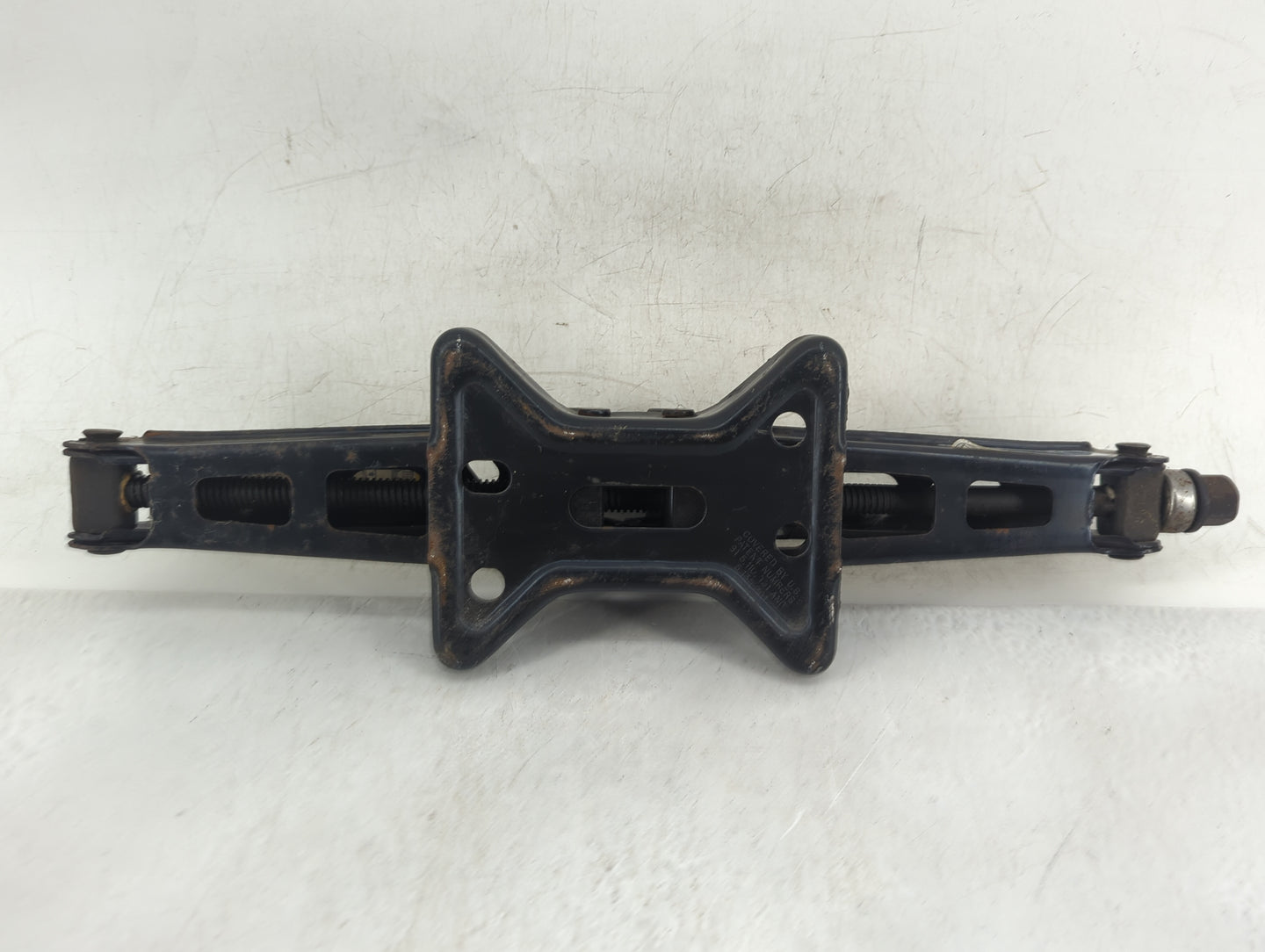 2006 Buick Terraza Spare Scissor Car Jack - Oemusedautoparts1.com