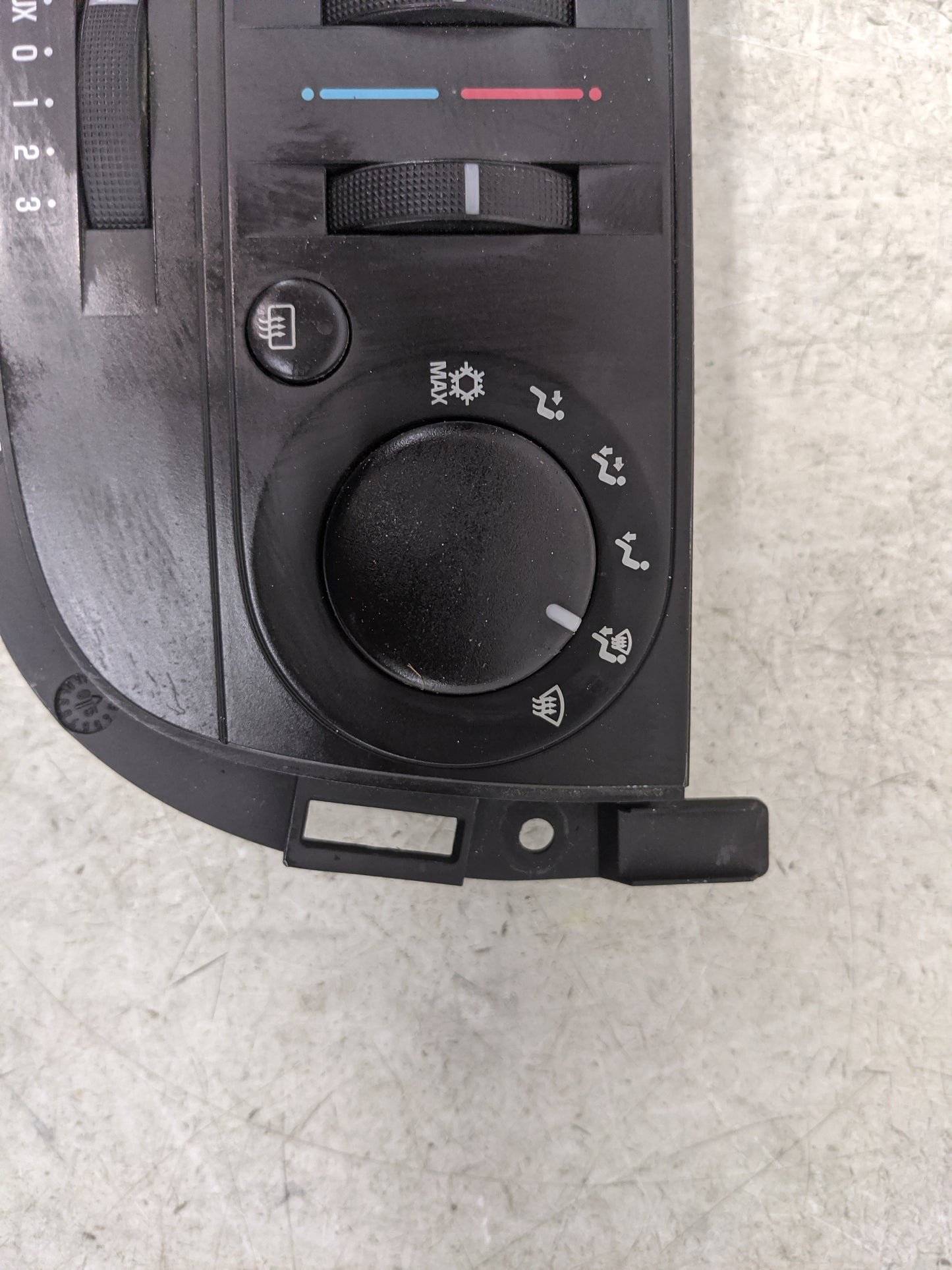 2005-2007 Buick Terraza Climate Control Module Temperature AC/Heater Replacement Fits Fits 2005 2006 2007 2008 2009 OEM Used