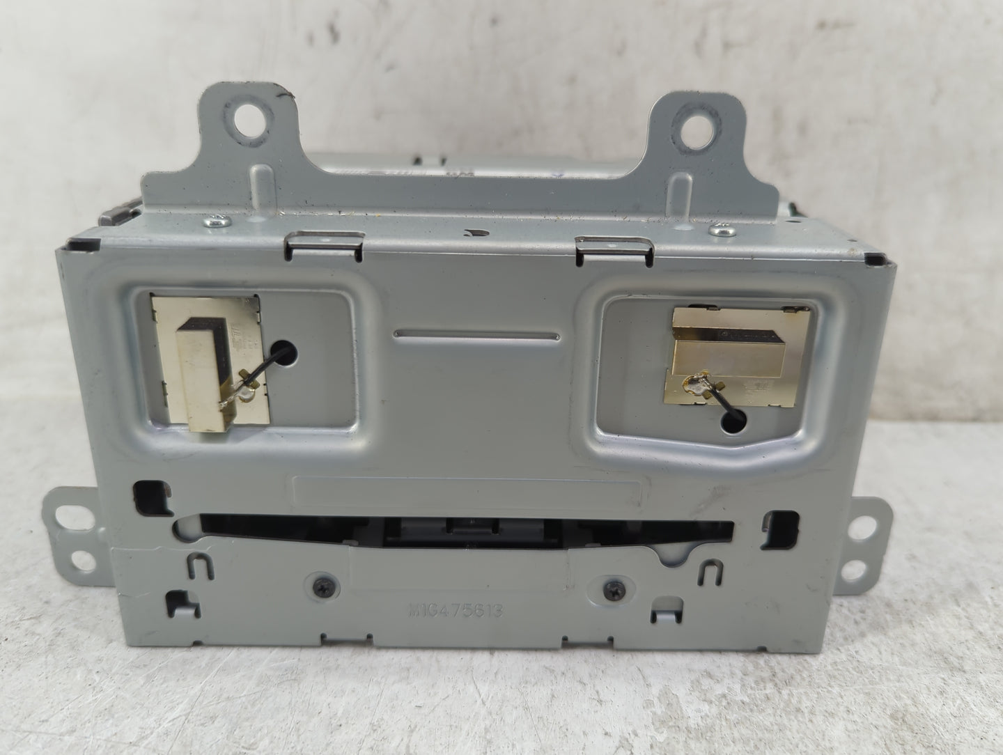 2013 Buick Verano Radio AM FM Cd Player Receiver Replacement Fits OEM Used Auto Parts - Oemusedautoparts1.com