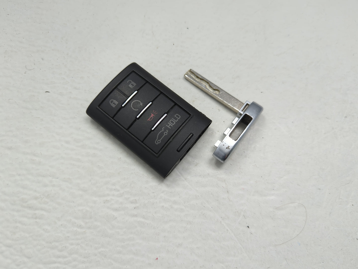Cadillac Keyless Entry Remote Fob NBGG093UCC 22856930 5 buttons - Oemusedautoparts1.com
