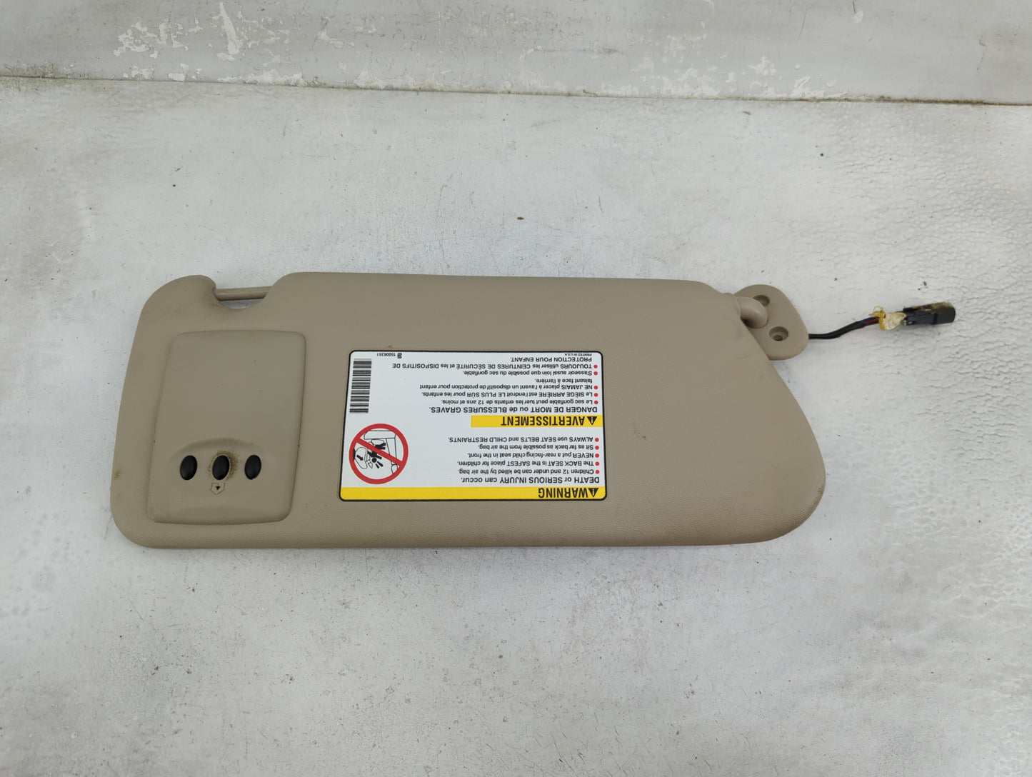2003-2007 Cadillac Cts Sun Visor Shade Replacement Driver Left Mirror Fits Fits 2003 2004 2005 2006 2007 OEM Used Auto Parts