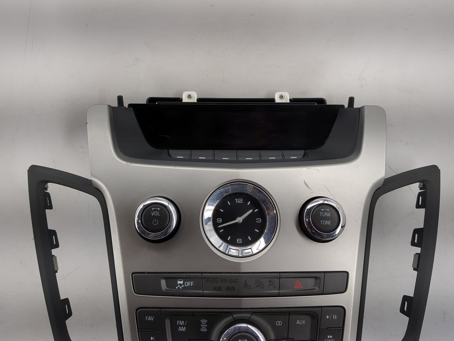 2008-2013 Cadillac Cts Radio Control Panel 5034135 - Oemusedautoparts1.com