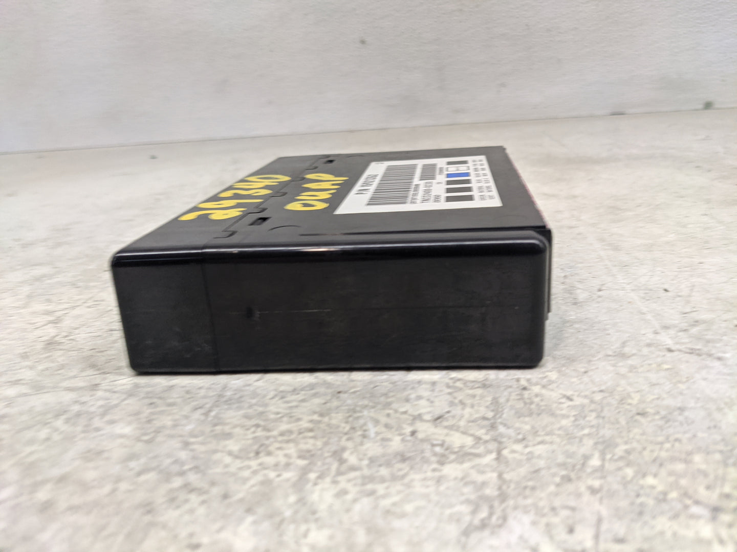 2008-2013 Cadillac Cts Body Control Module Bcm Inner Cabin Fuse Box - Oemusedautoparts1.com