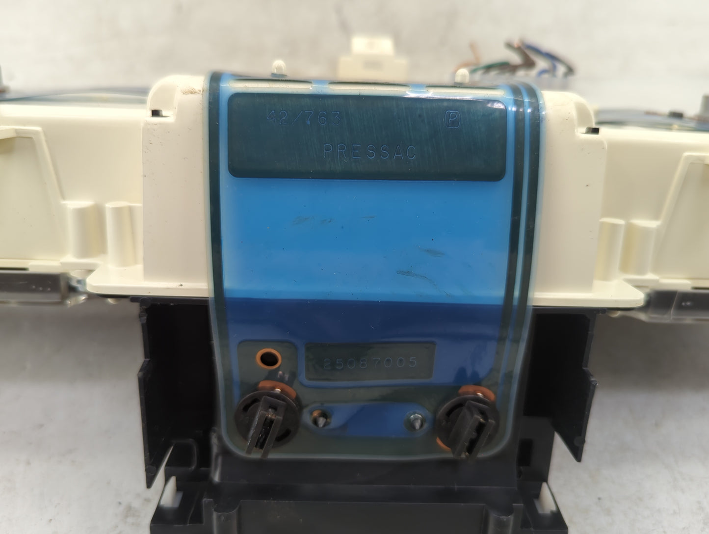 0 Cadillac Deville Instrument Cluster Speedometer Gauges Miles:122K Fits OEM Used Auto Parts - Oemusedautoparts1.com