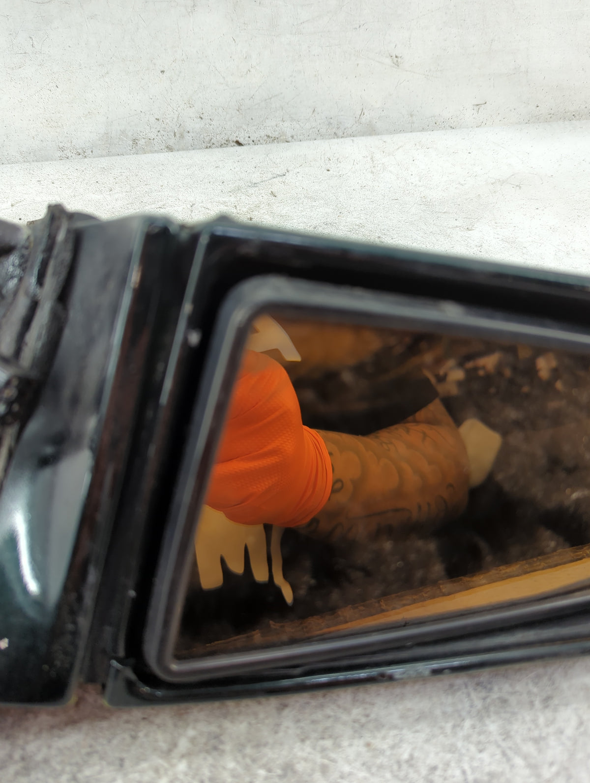 1997-2002 Cadillac Eldorado Driver Side View Mirror - Left Door Mirror OEM Used - Oemusedautoparts1.com