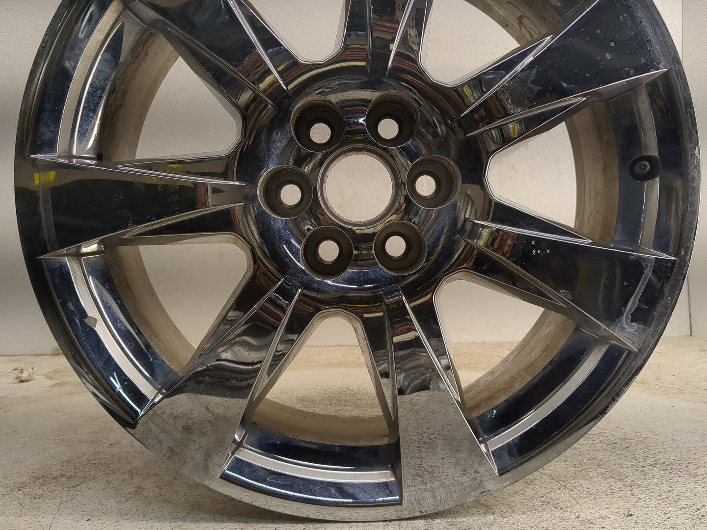 2010-2013 Cadillac Srx Oem Wheel Rim - Oemusedautoparts1.com