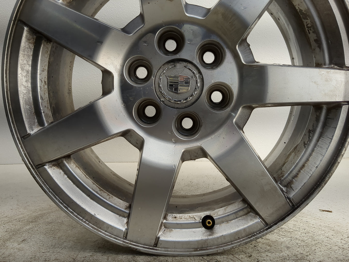 2006-2009 Cadillac Srx Oem Wheel Rim 1262304 - Oemusedautoparts1.com
