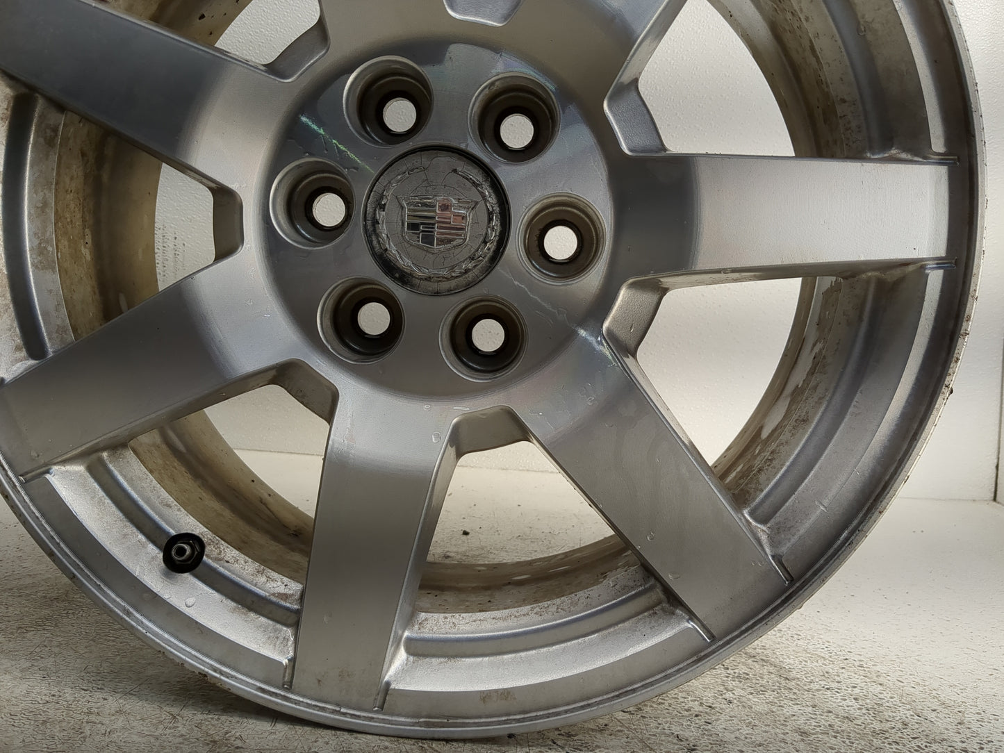 2006-2009 Cadillac Srx Oem Wheel Rim 1262316 - Oemusedautoparts1.com