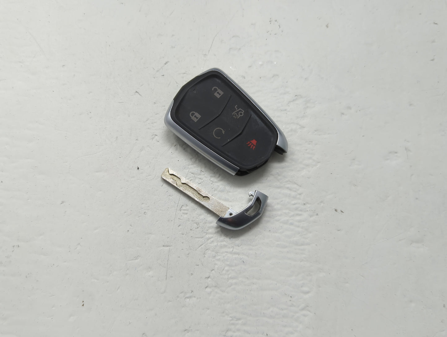 Cadillac Xts Keyless Entry Remote Fob HYQ2AB 13544034 5 buttons - Oemusedautoparts1.com