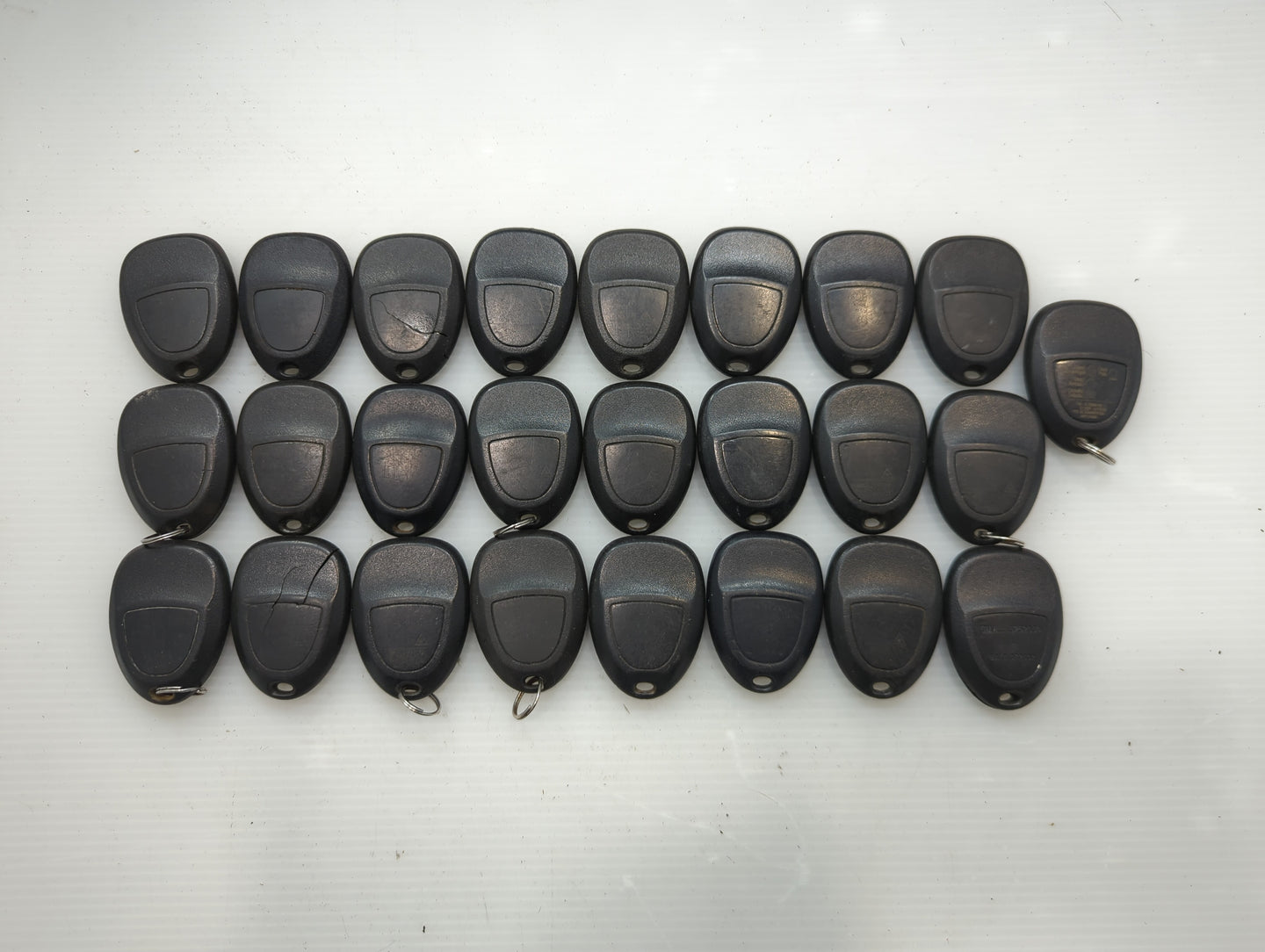 Lot of 25 Chevrolet Keyless Entry Remote Fob OUC60270 | OUC60221 | - Oemusedautoparts1.com