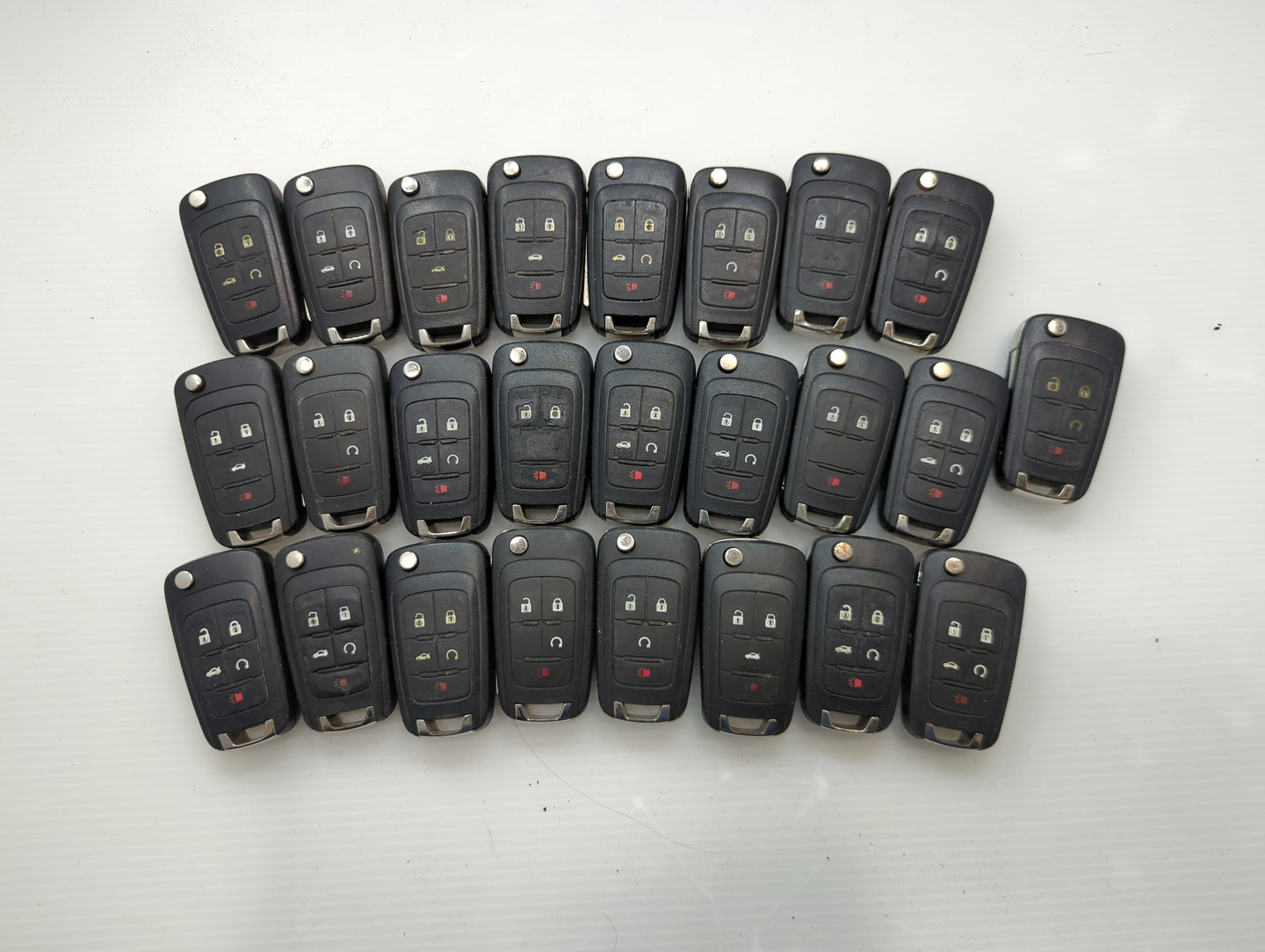 Lot of 25 Chevrolet Keyless Entry Remote Fob OHT01060512 | - Oemusedautoparts1.com