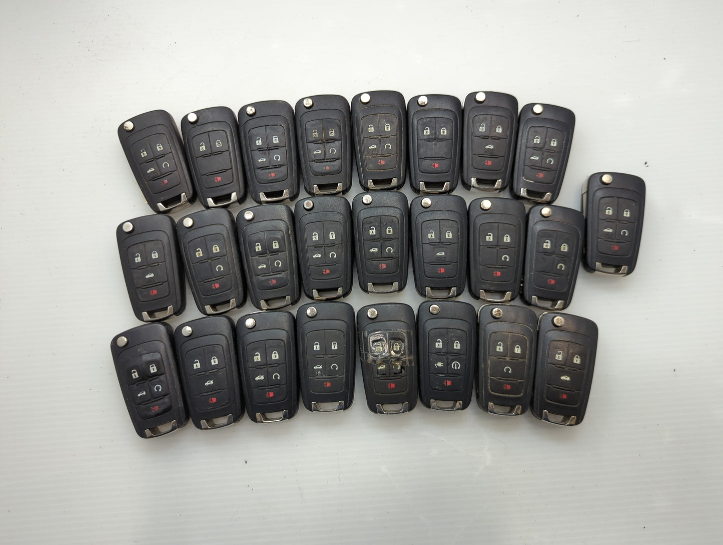 Lot of 25 Chevrolet Keyless Entry Remote Fob V2T01060512 | AVL-B01T1AC - Oemusedautoparts1.com