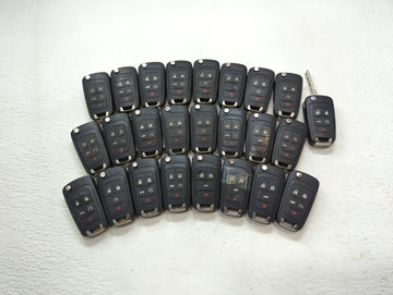 Lot of 25 Chevrolet Keyless Entry Remote Fob OHT01060512 | KR55WK50073 - Oemusedautoparts1.com