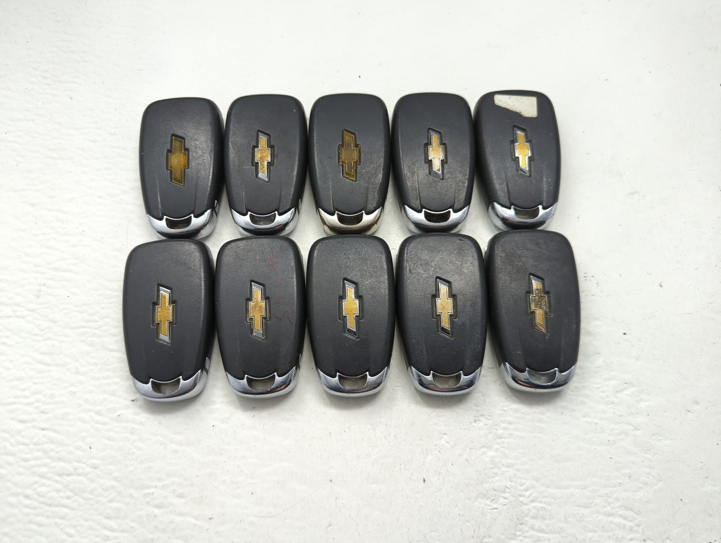 Lot of 10 Chevrolet Keyless Entry Remote Fob MIXED FCC IDS MIXED PART - Oemusedautoparts1.com