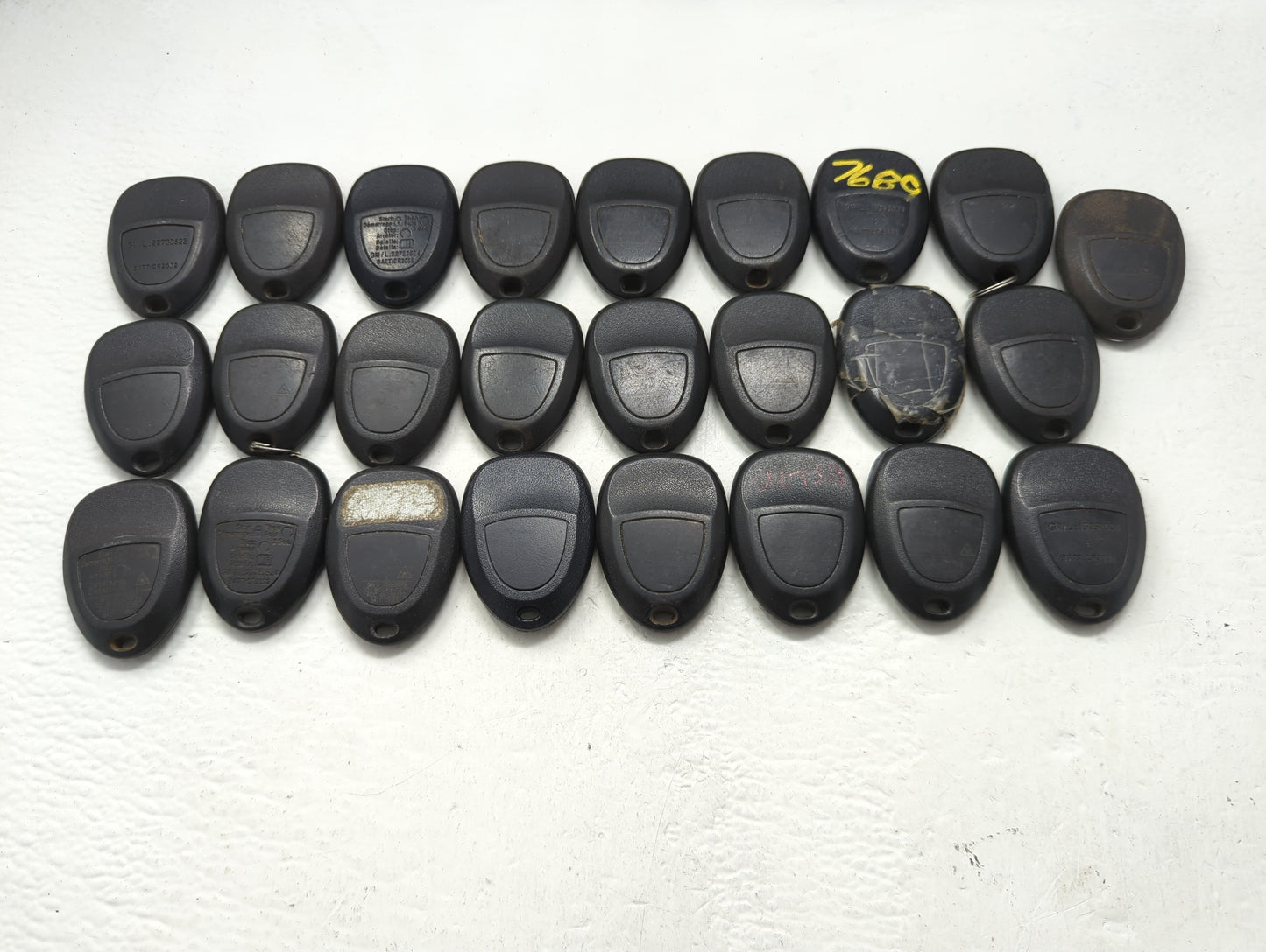 Lot of 25 Chevrolet Keyless Entry Remote Fob OUC60221 | OUC60270 - Oemusedautoparts1.com