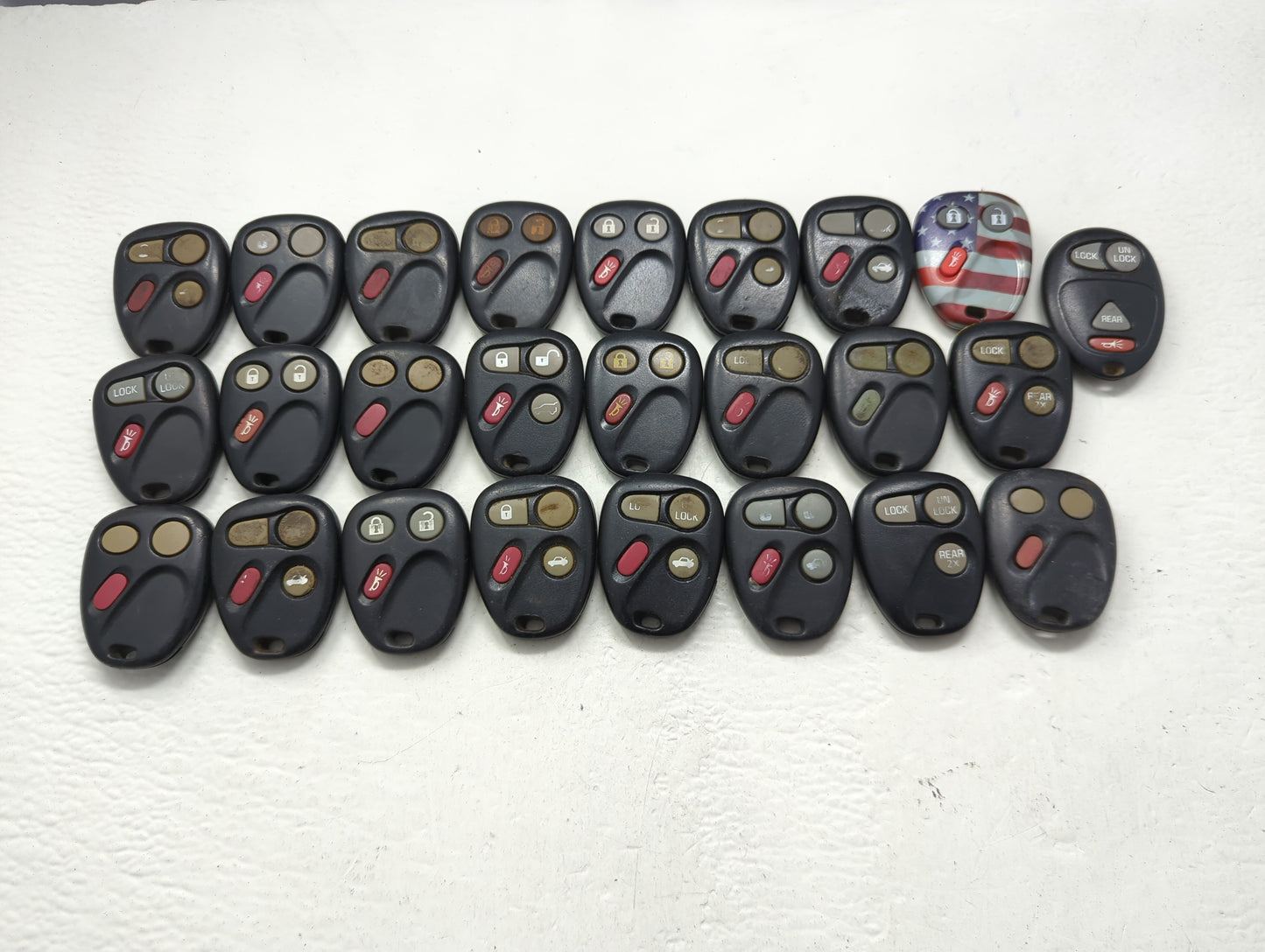 Lot of 25 Chevrolet Keyless Entry Remote Fob LHJ011 | MYT3X68988 | - Oemusedautoparts1.com