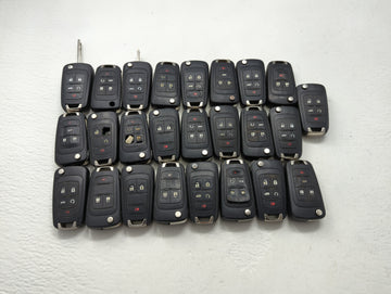 Lot of 25 Chevrolet Keyless Entry Remote Fob MIXED FCC IDS MIXED PART - Oemusedautoparts1.com