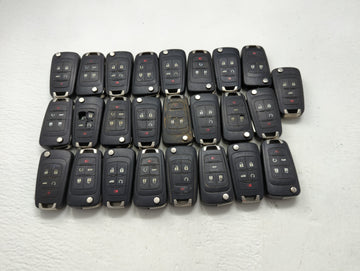 Lot of 25 Chevrolet Keyless Entry Remote Fob MIXED FCC IDS MIXED PART - Oemusedautoparts1.com