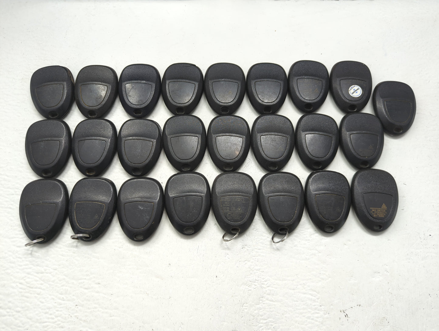 Lot of 25 Chevrolet Keyless Entry Remote Fob MIXED FCC IDS MIXED PART - Oemusedautoparts1.com
