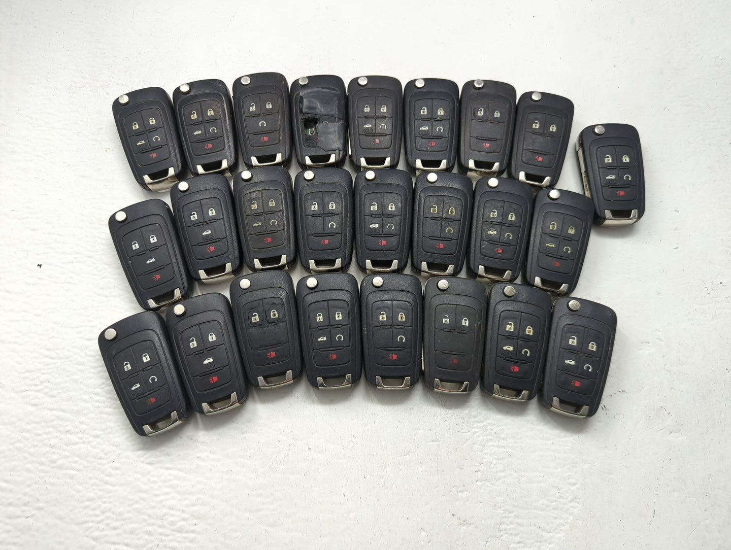 Lot of 25 Chevrolet Keyless Entry Remote Fob MIXED FCC IDS MIXED PART - Oemusedautoparts1.com