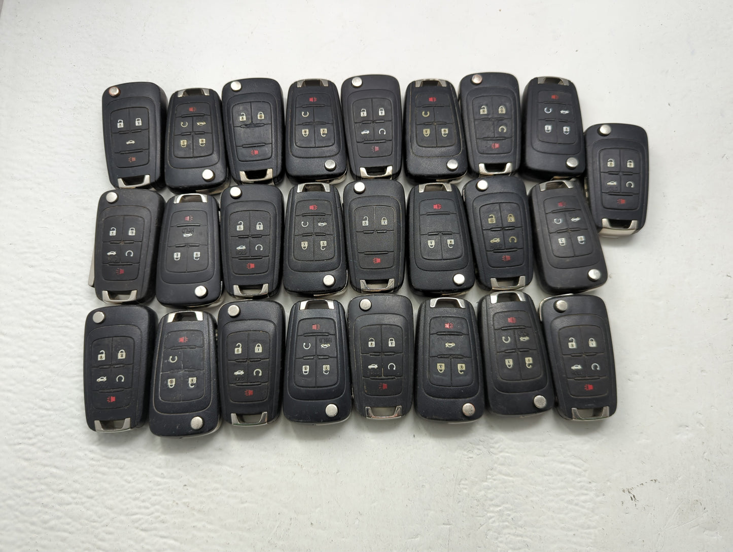 Lot of 25 Chevrolet Keyless Entry Remote Fob MIXED FCC IDS MIXED PART - Oemusedautoparts1.com