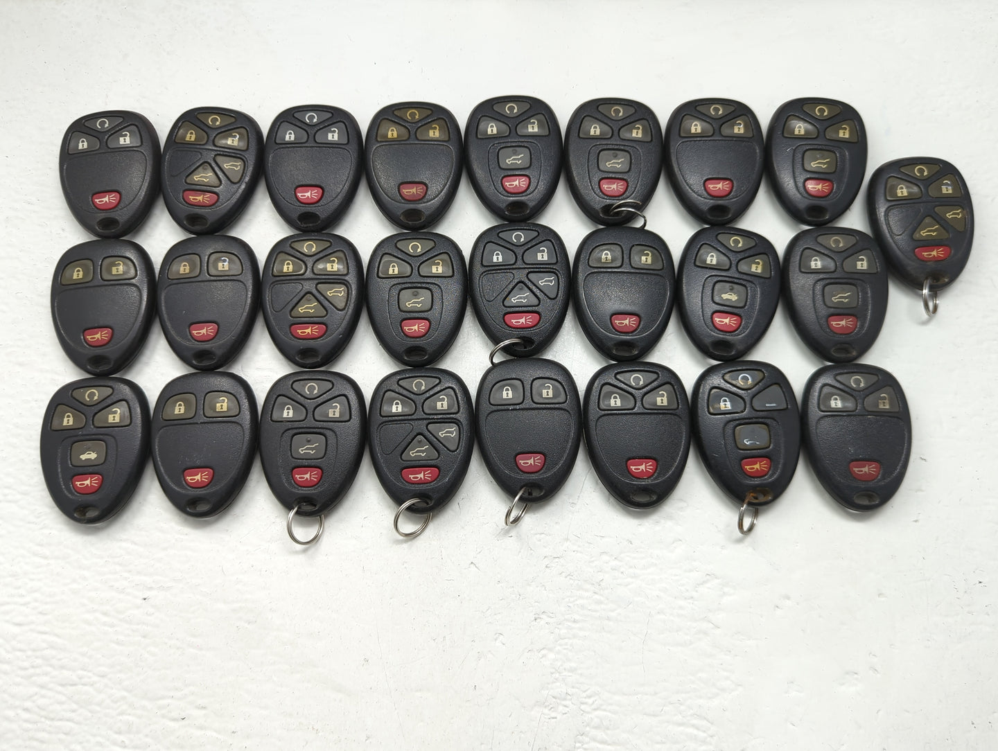 Lot of 25 Chevrolet Keyless Entry Remote Fob OUC60221 - Oemusedautoparts1.com