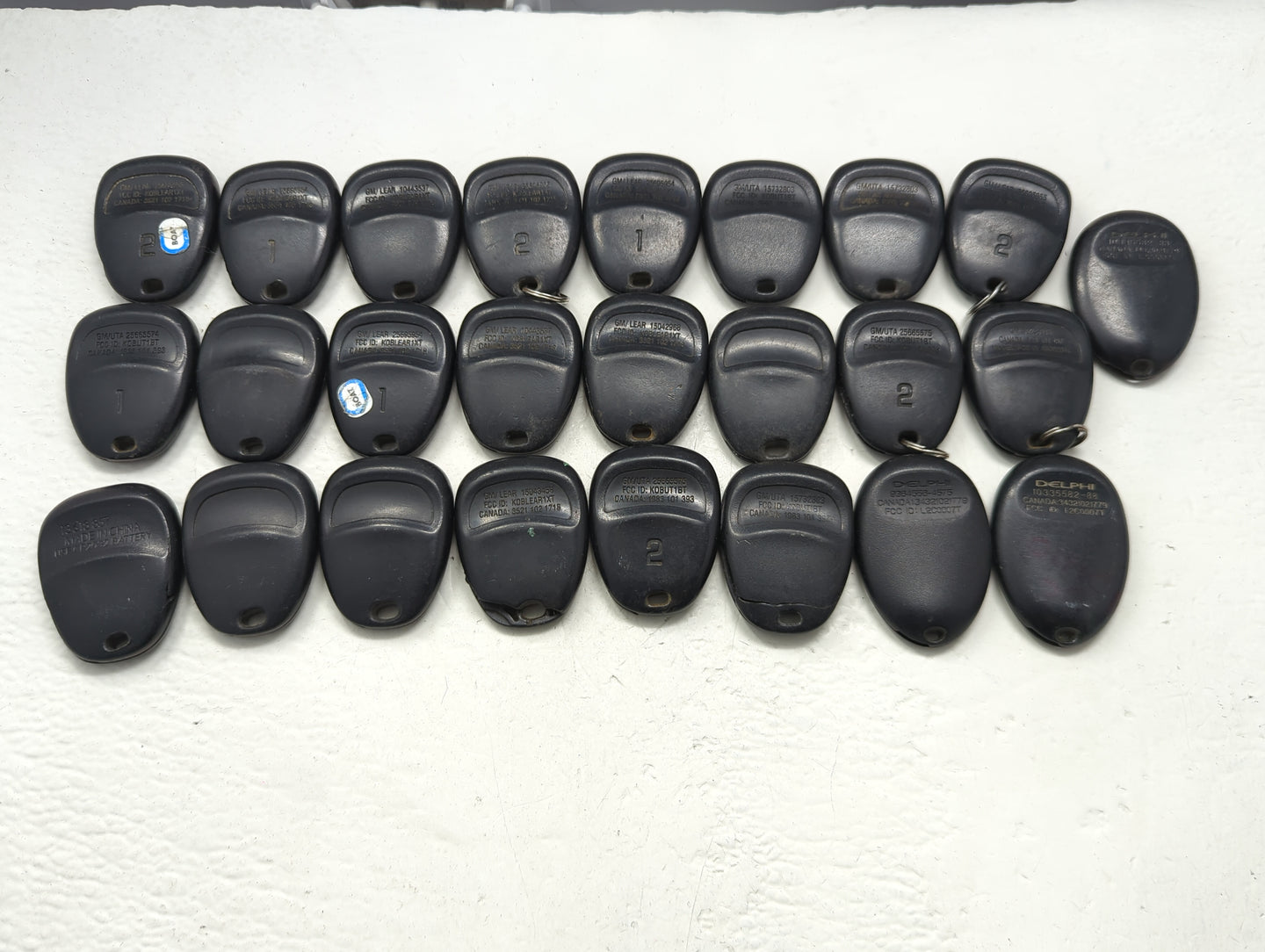 Lot of 25 Chevrolet Keyless Entry Remote Fob MIXED FCC IDS MIXED PART - Oemusedautoparts1.com
