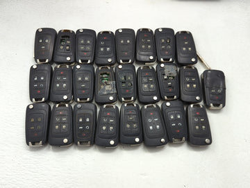 Lot of 25 Chevrolet Keyless Entry Remote Fob V2T01060512 | VT2T1016512 - Oemusedautoparts1.com