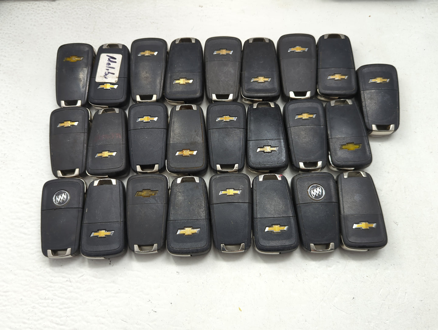 Lot of 25 Chevrolet Keyless Entry Remote Fob KR55WK50073 | OHT01060512 - Oemusedautoparts1.com