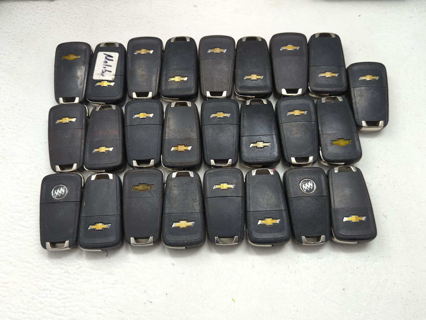 Lot of 25 Chevrolet Keyless Entry Remote Fob KR55WK50073 | OHT01060512 - Oemusedautoparts1.com